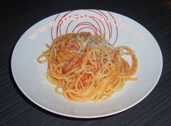 BUCATINI ALLA AMATRICIANA